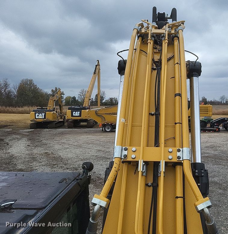 image for item DK1214 2017 Caterpillar 336FL  excavator