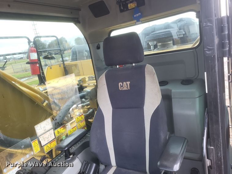 image for item DK1214 2017 Caterpillar 336FL  excavator