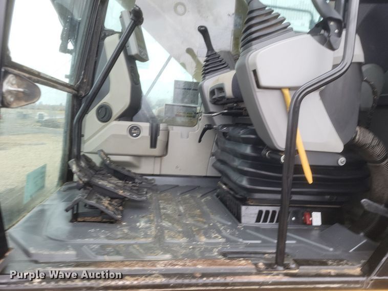 image for item DK1215 2016 Caterpillar 336FL  long reach excavator