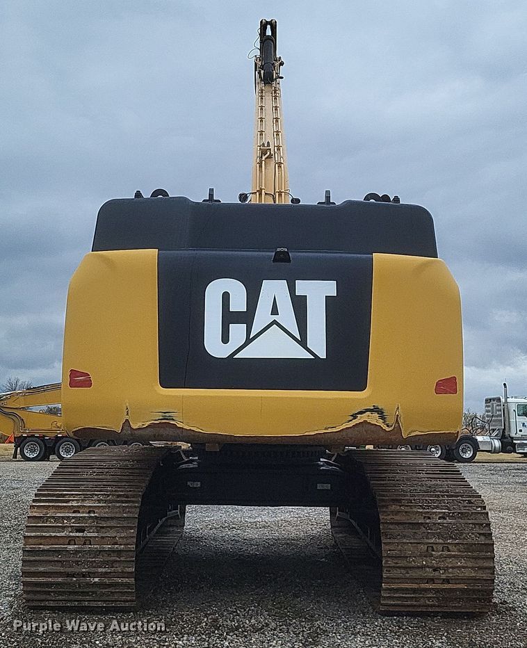 image for item DK1218 2016 Caterpillar 352FL  long reach excavator