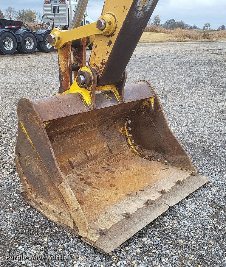 image for item DK1218 2016 Caterpillar 352FL  long reach excavator