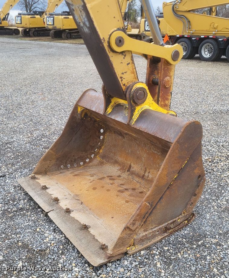 image for item DK1218 2016 Caterpillar 352FL  long reach excavator
