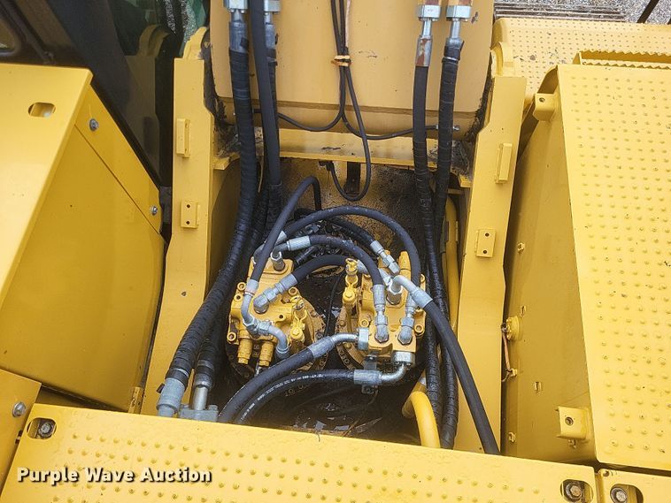 image for item DK1218 2016 Caterpillar 352FL  long reach excavator