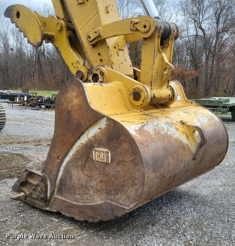 image for item DK1225 2016 Caterpillar 349FL  excavator