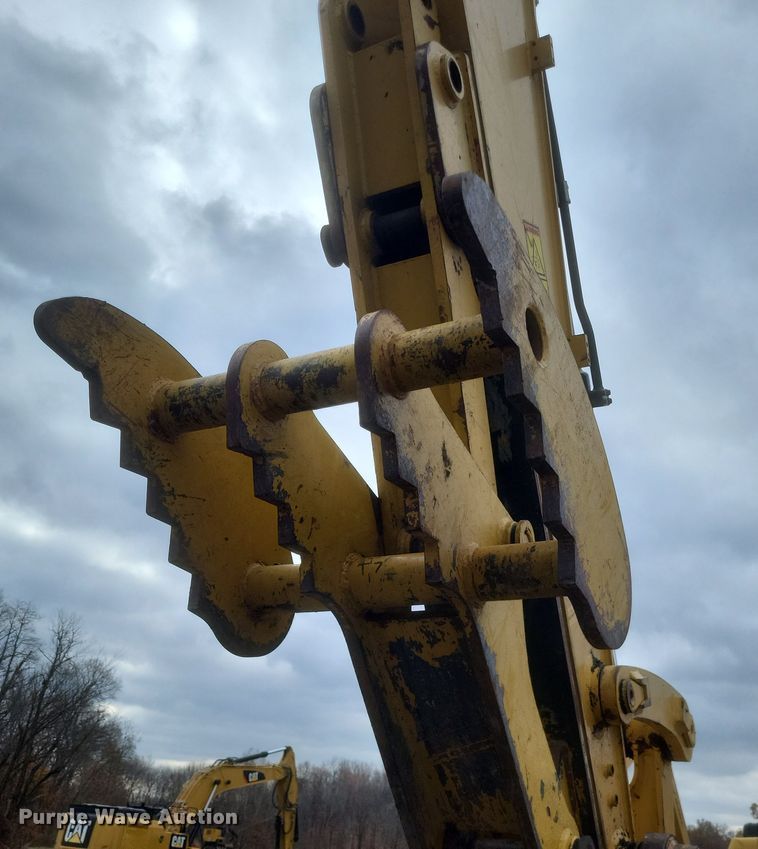 image for item DK1225 2016 Caterpillar 349FL  excavator