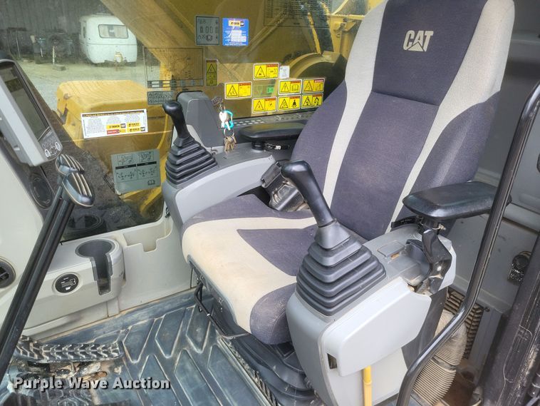 image for item DK1225 2016 Caterpillar 349FL  excavator