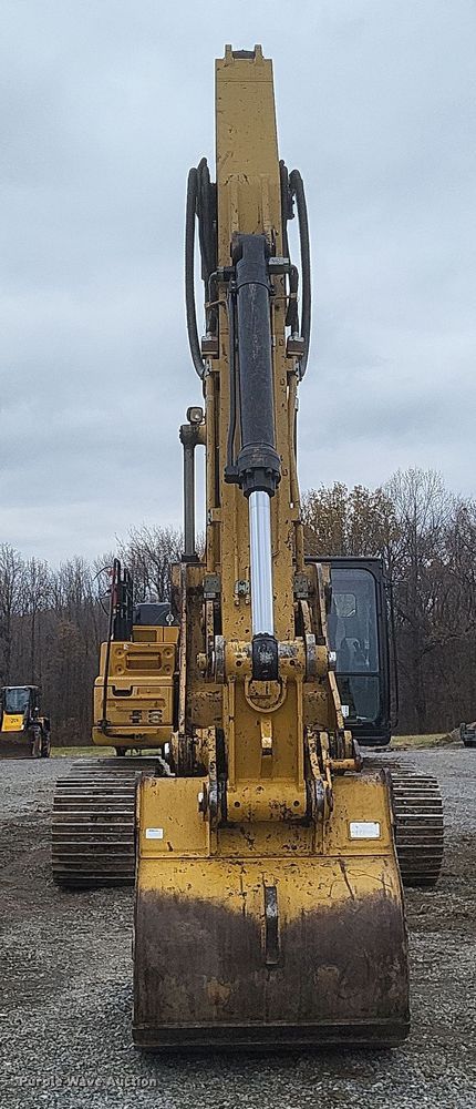 image for item DK1227 2017 Caterpillar 336FL  excavator