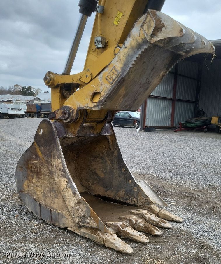 image for item DK1227 2017 Caterpillar 336FL  excavator