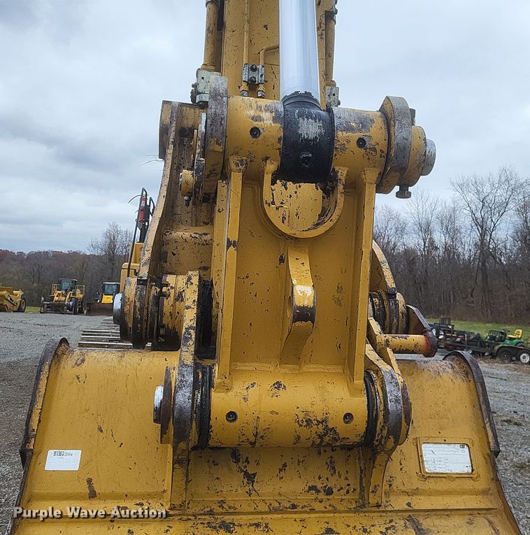 image for item DK1227 2017 Caterpillar 336FL  excavator