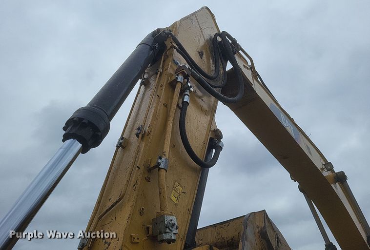 image for item DK1227 2017 Caterpillar 336FL  excavator