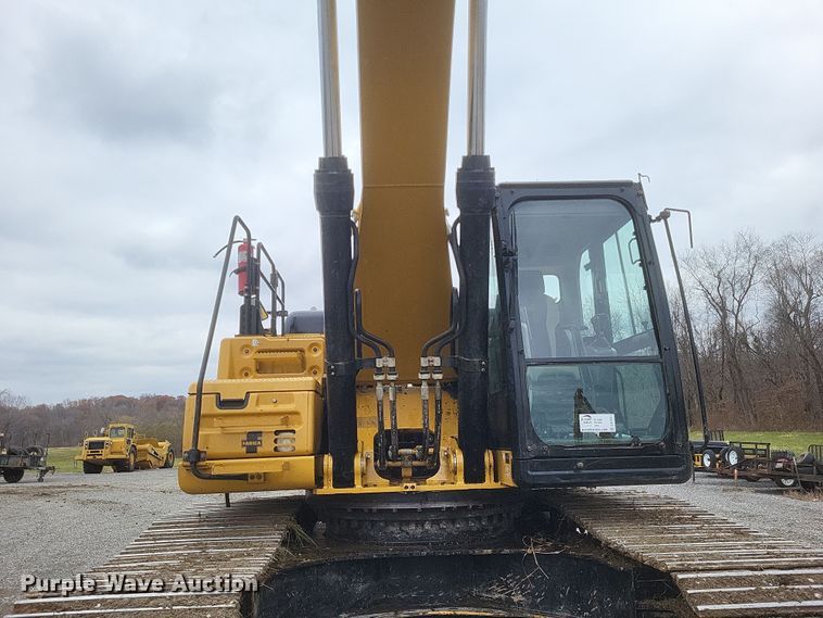 image for item DK1227 2017 Caterpillar 336FL  excavator