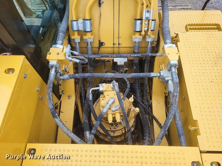 image for item DK1227 2017 Caterpillar 336FL  excavator