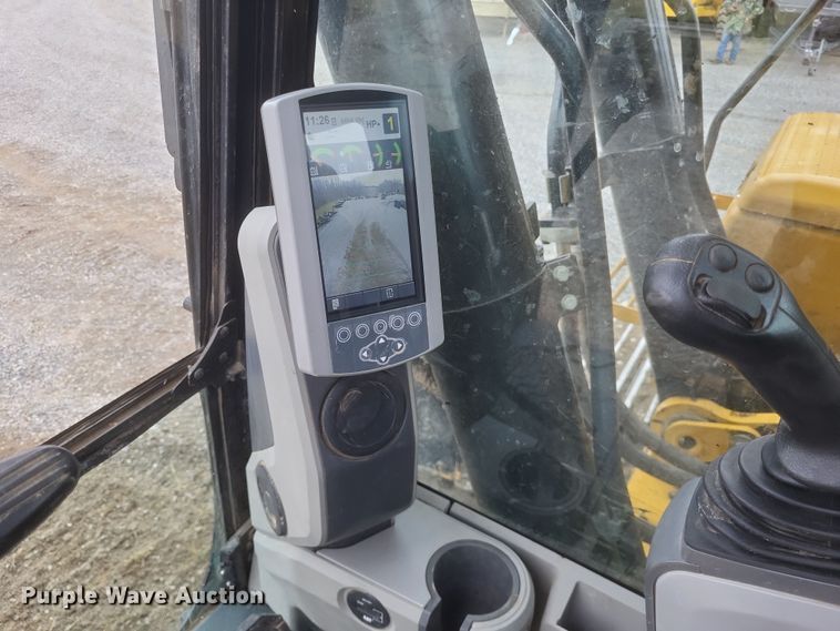 image for item DK1227 2017 Caterpillar 336FL  excavator