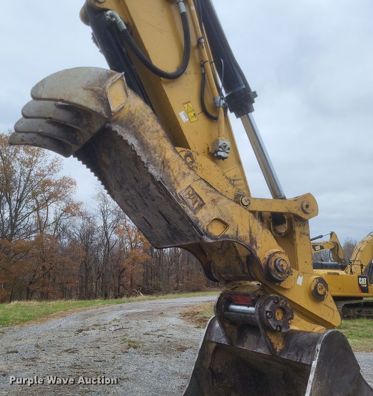 image for item DK1228 2017 Caterpillar 336FL  excavator