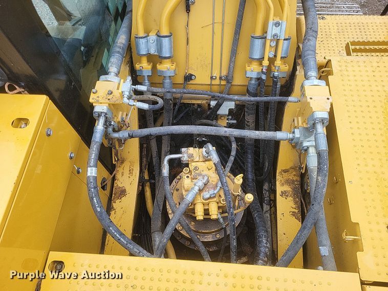 image for item DK1228 2017 Caterpillar 336FL  excavator