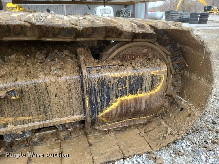 image for item DK1228 2017 Caterpillar 336FL  excavator