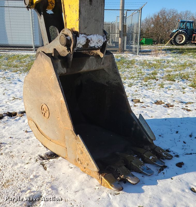 image for item DK4142 2004 John Deere 330C LC  excavator