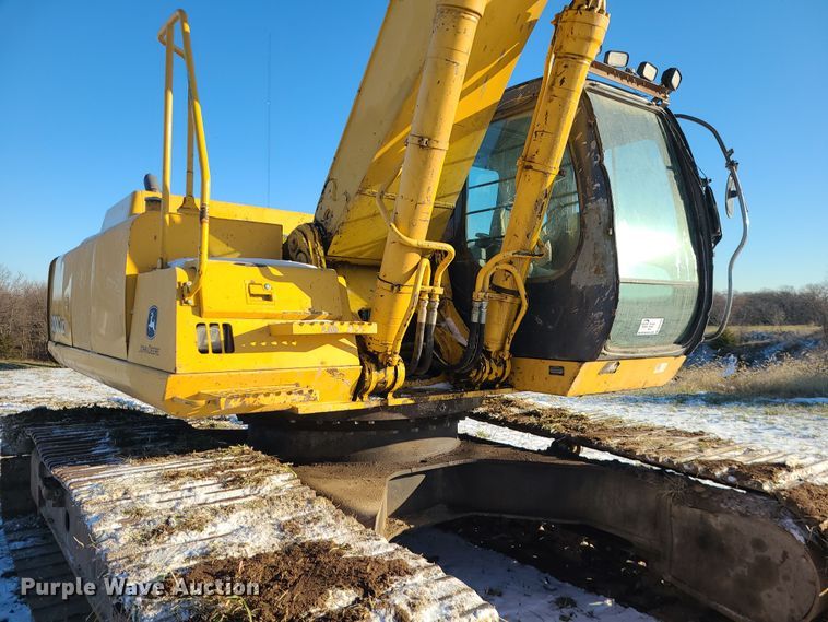 image for item DK4142 2004 John Deere 330C LC  excavator