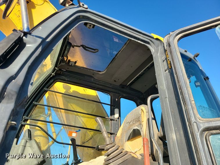 image for item DK4142 2004 John Deere 330C LC  excavator