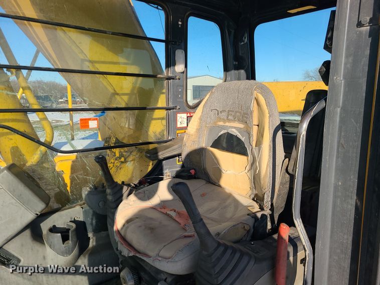 image for item DK4142 2004 John Deere 330C LC  excavator