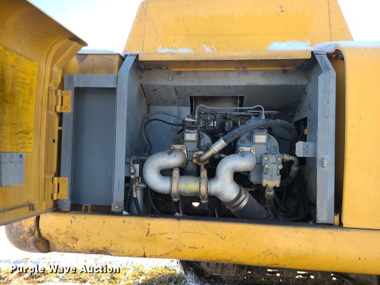 image for item DK4142 2004 John Deere 330C LC  excavator