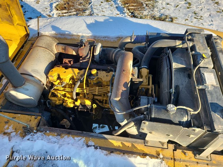 image for item DK4142 2004 John Deere 330C LC  excavator