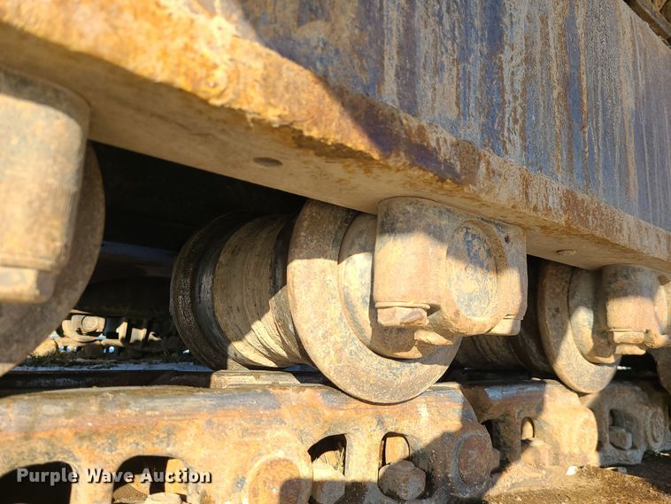 image for item DK4142 2004 John Deere 330C LC  excavator