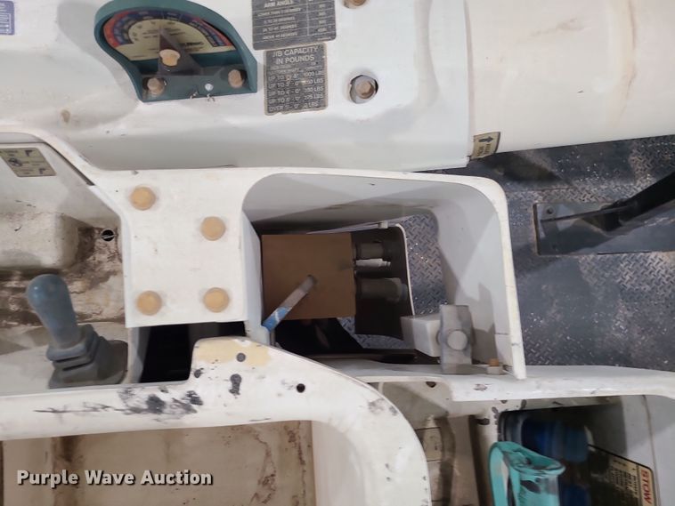 image for item DK4144 2006 Freightliner M2 Business Class  bucket truck