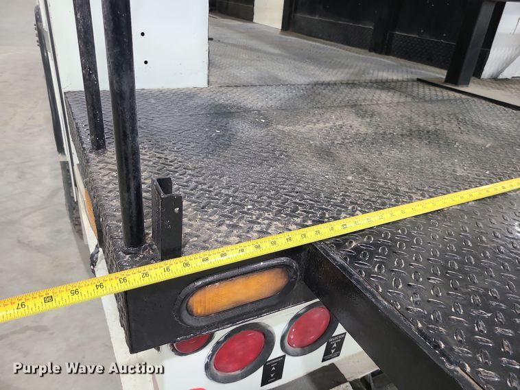 image for item DK4144 2006 Freightliner M2 Business Class  bucket truck