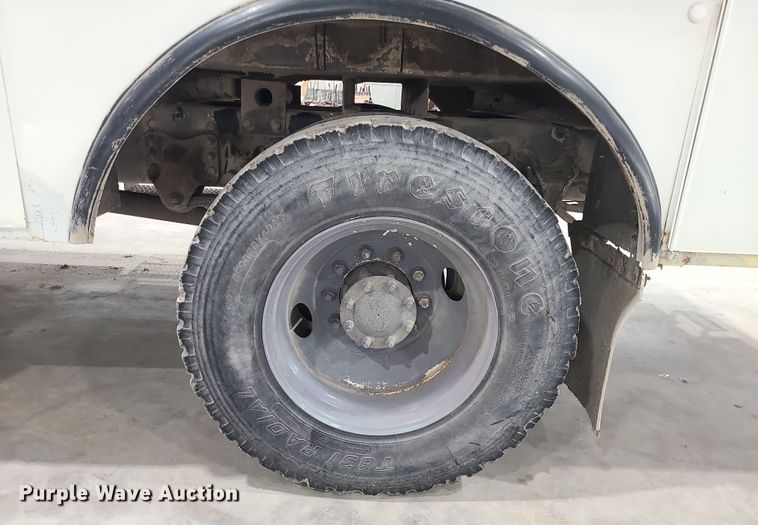 image for item DK4144 2006 Freightliner M2 Business Class  bucket truck