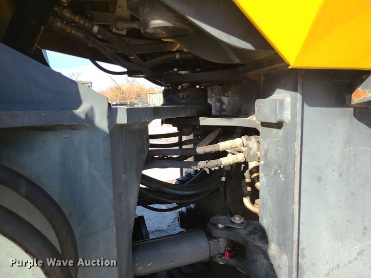 image for item DK4160 2006 Komatsu WA250-5L  wheel loader