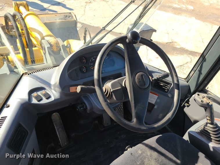 image for item DK4160 2006 Komatsu WA250-5L  wheel loader