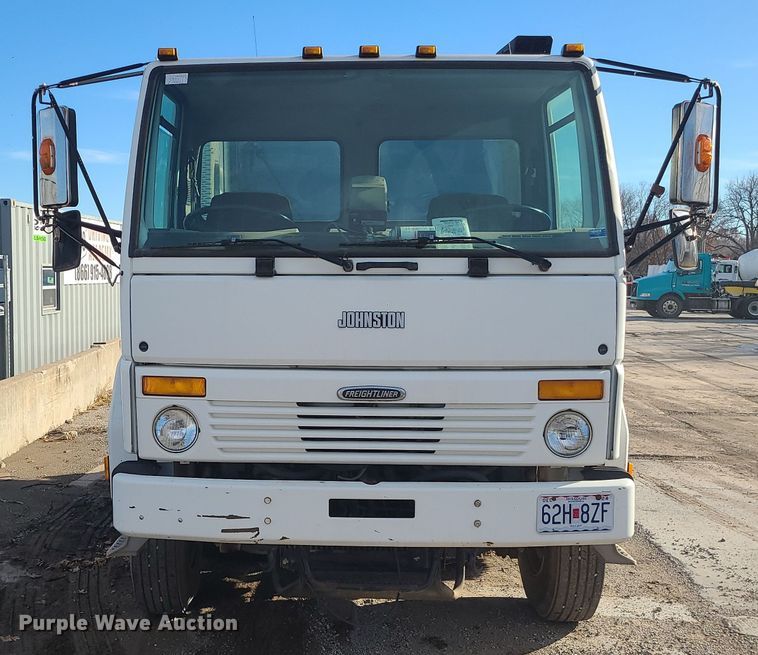 image for item DK4168 2003 Freightliner FC70  street sweeper truck