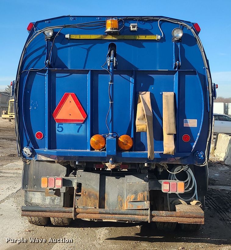 image for item DK4168 2003 Freightliner FC70  street sweeper truck