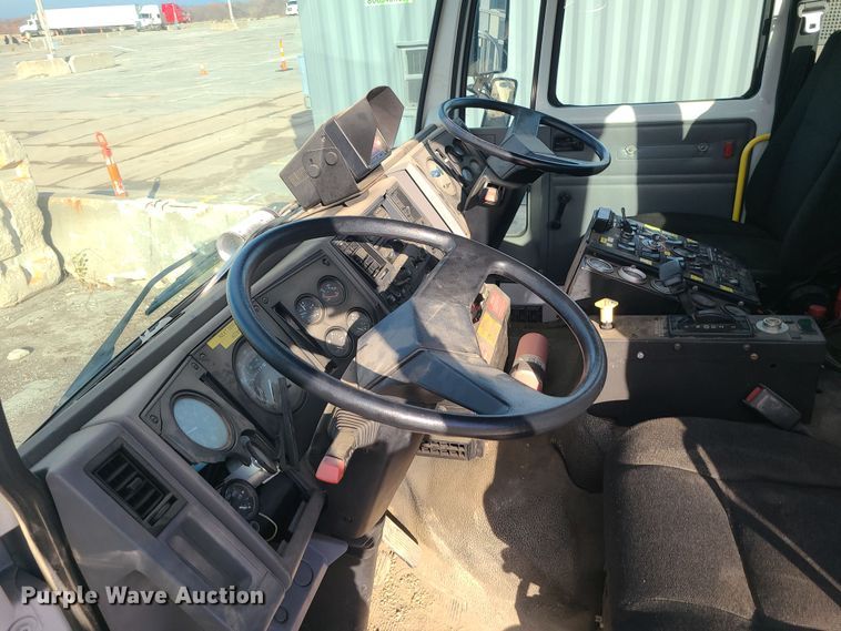 image for item DK4168 2003 Freightliner FC70  street sweeper truck