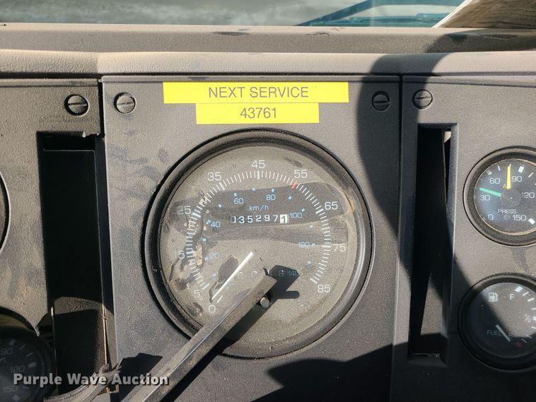 image for item DK4168 2003 Freightliner FC70  street sweeper truck