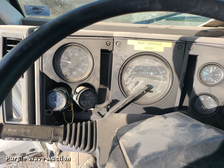 image for item DK4168 2003 Freightliner FC70  street sweeper truck