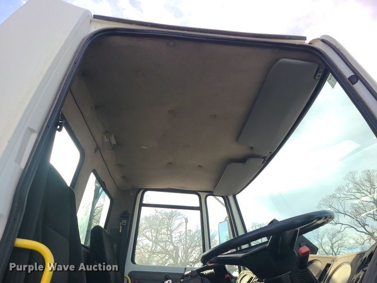 image for item DK4168 2003 Freightliner FC70  street sweeper truck