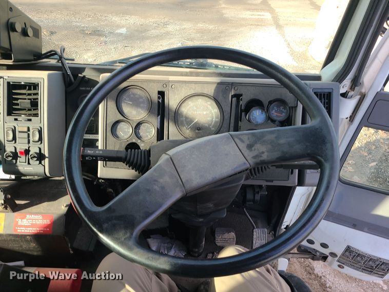 image for item DK4168 2003 Freightliner FC70  street sweeper truck