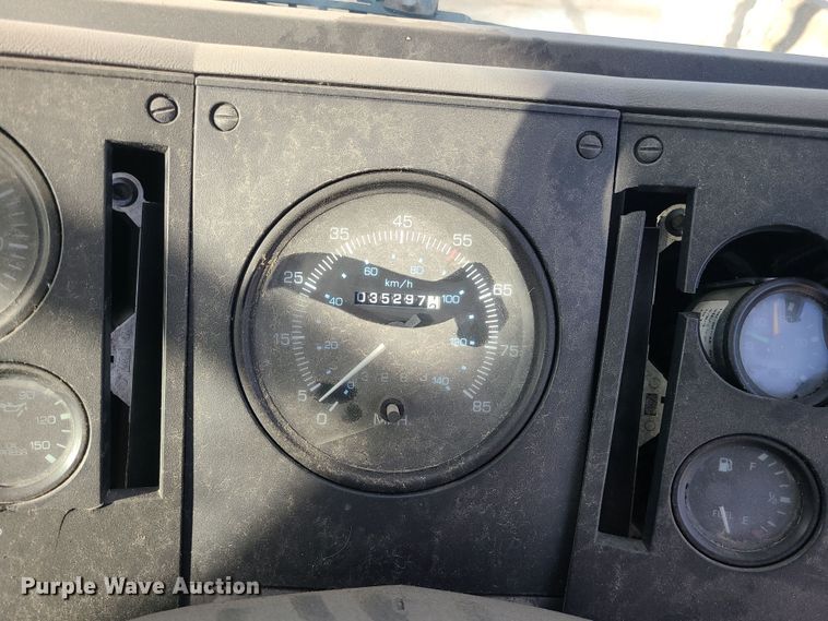 image for item DK4168 2003 Freightliner FC70  street sweeper truck