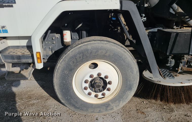 image for item DK4168 2003 Freightliner FC70  street sweeper truck