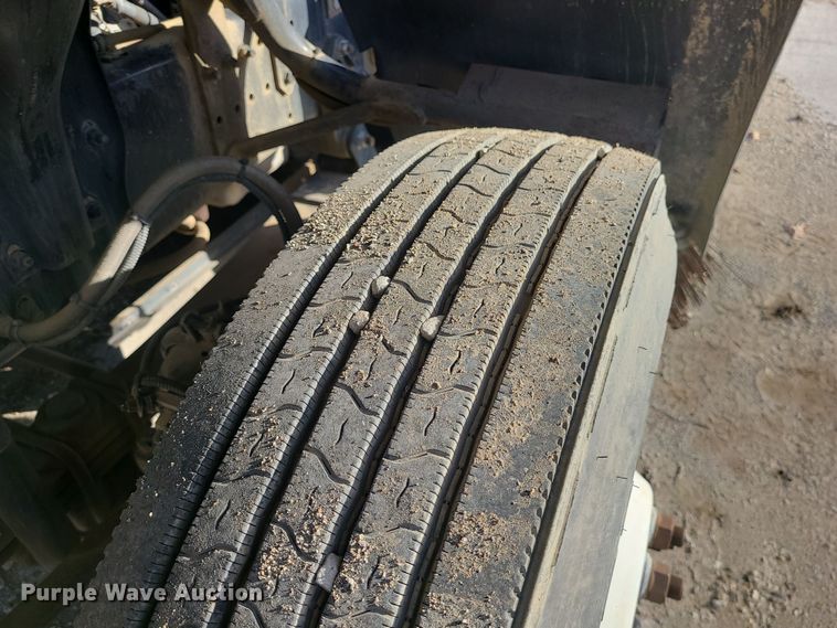 image for item DK4168 2003 Freightliner FC70  street sweeper truck