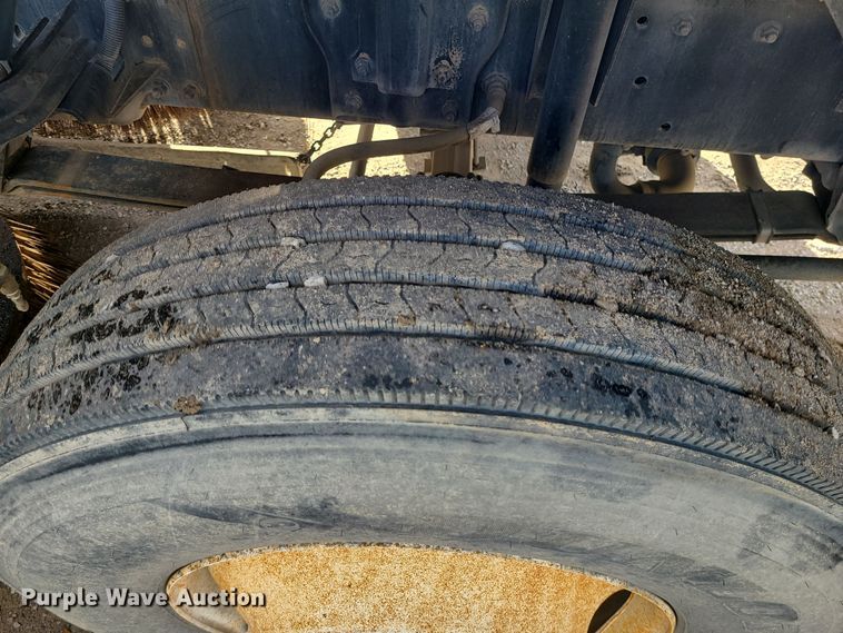 image for item DK4168 2003 Freightliner FC70  street sweeper truck