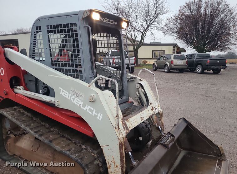 image for item DK4173 2004 Takeuchi TL140  tracked skid steer loader