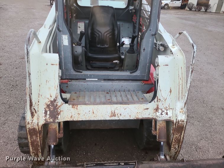 image for item DK4173 2004 Takeuchi TL140  tracked skid steer loader