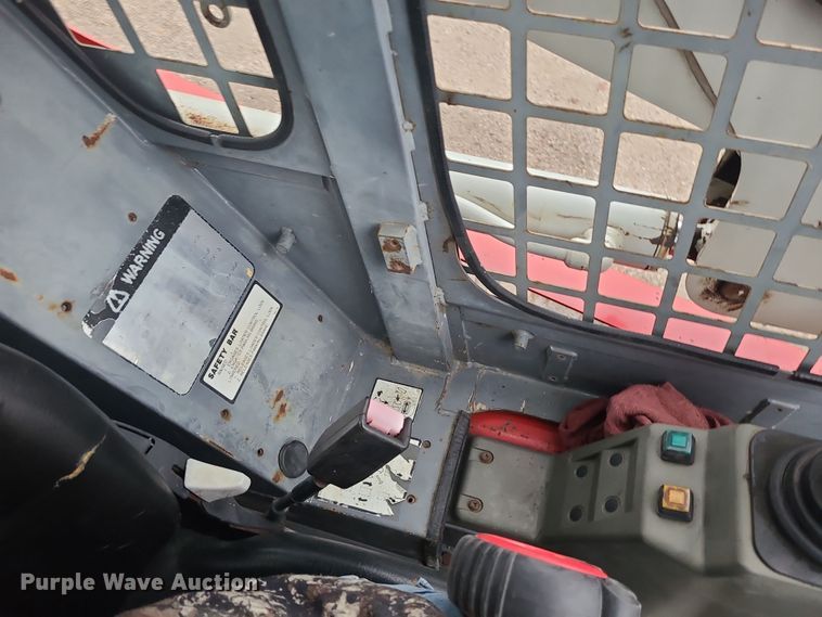 image for item DK4173 2004 Takeuchi TL140  tracked skid steer loader