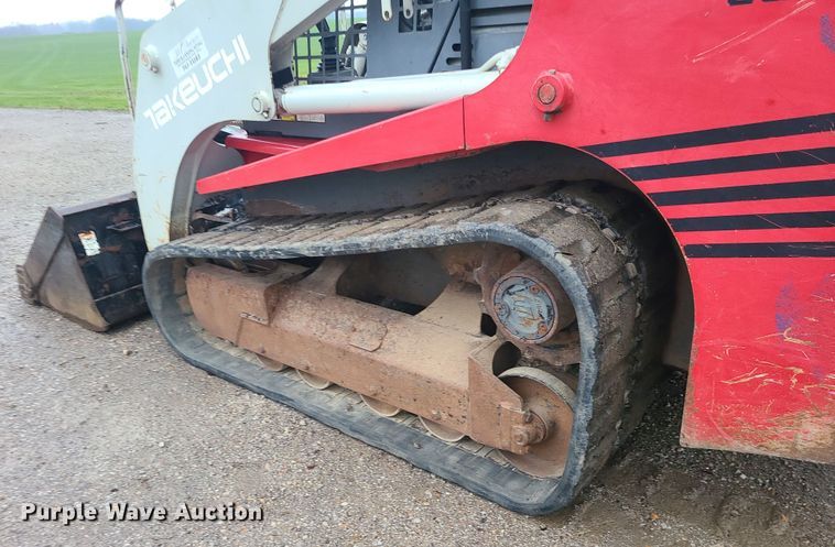 image for item DK4173 2004 Takeuchi TL140  tracked skid steer loader