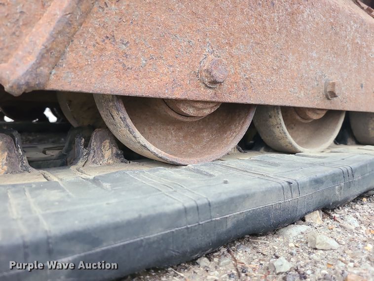 image for item DK4173 2004 Takeuchi TL140  tracked skid steer loader