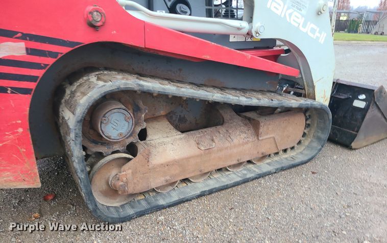 image for item DK4173 2004 Takeuchi TL140  tracked skid steer loader