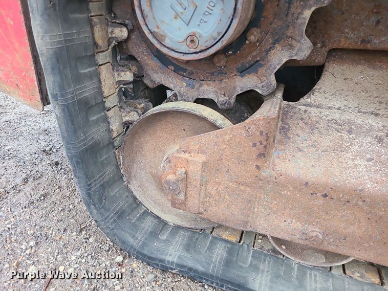 image for item DK4173 2004 Takeuchi TL140  tracked skid steer loader